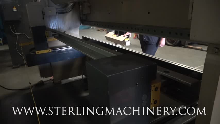 135 Ton x 12' Used Cincinnati Form Master II CNC Hydraulic Press Brake With BRAND NEW UPGRADED CINCINNATI CONTROL, Mdl. 135FMII10, Front Material Support, Auto Bed Crowning, Power Tool Clamping Upper Ram, Dual Palm Control On Remote Pedestal, Die Rail, 3-