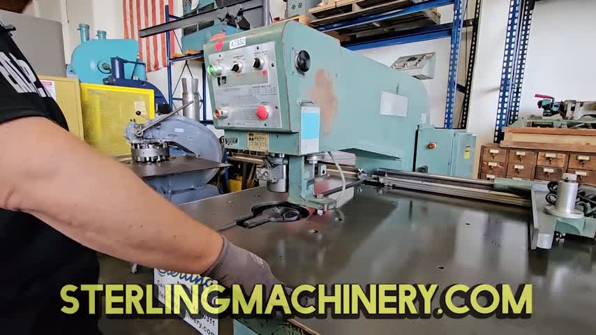 15 TONS USED WHITNEY SINGLE END FABRICATING PUNCH WITH TOOLING, MDL. 615-A, RAPI-CHANGE TOOLING, DUAL PALM BUTTON, DUPLICATOR INCLUDED BUT NOT FUNCTIONAL. BAD SWITCH., TOOLING AND CABINETS INCLUDED, HYDRAULIC PUMP, #A7332