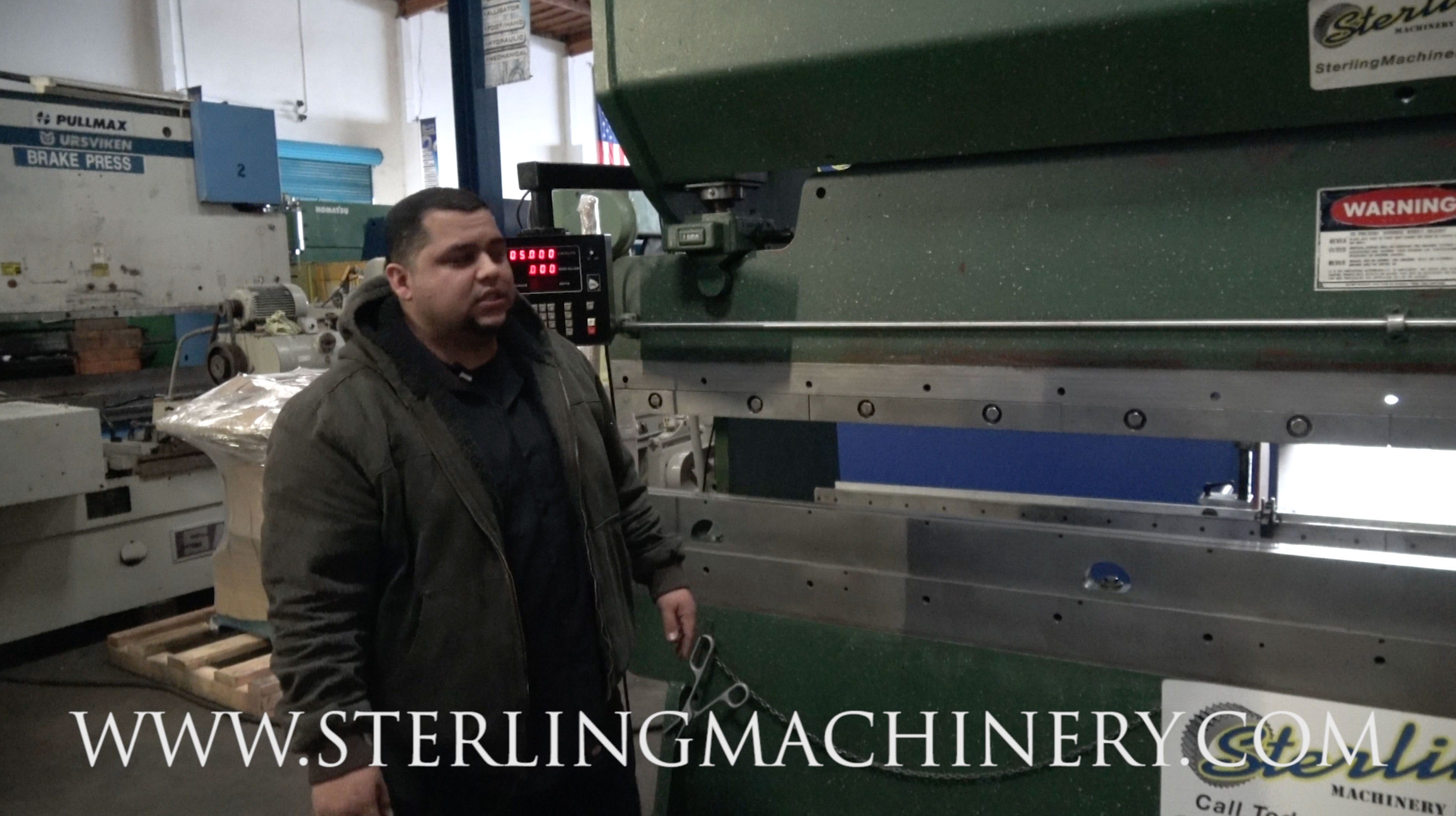 Chicago-90 Ton x 12 'Usado Chicago CNC Prensa Mec�nica Freno, Mdl. 1012L, Dyna Bend 1, 2 Ejes CNC Backgauge, Sistema de lubricaci�n de un disparo, Pedal de pedal, Ajuste de Ram de potencia, # A4659-01
